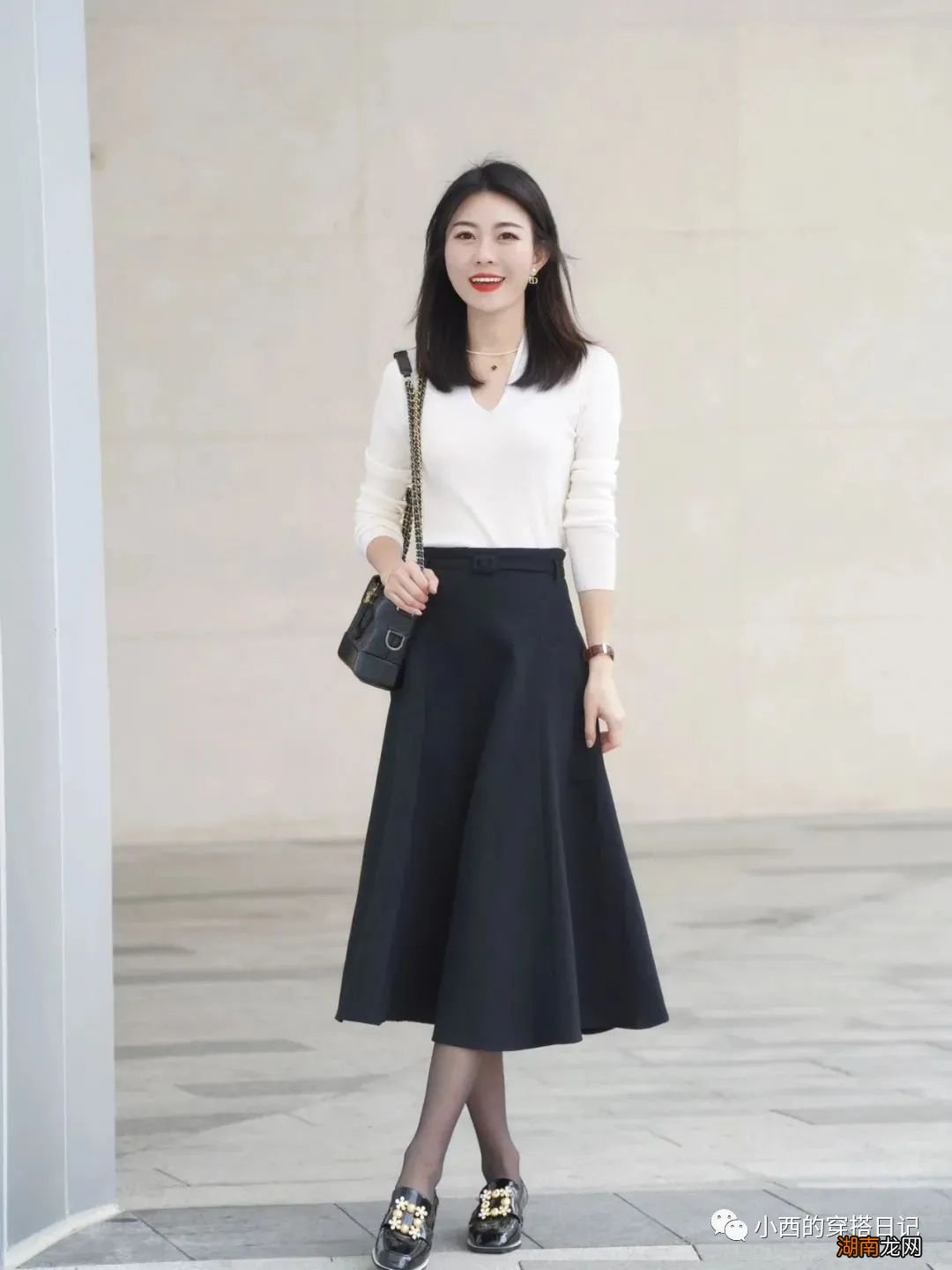 今年的半裙，越长越时髦