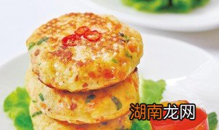 葱油鲑鱼做法 鲑鱼葱花煎饼怎么做