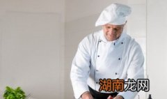 枸杞芽凉拌方法? 正宗凉拌枸杞芽的做法