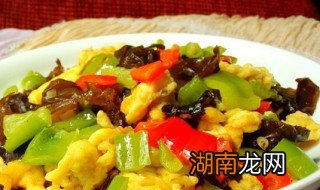 时蔬蛋炒饭的做法 时蔬炒蛋怎么做