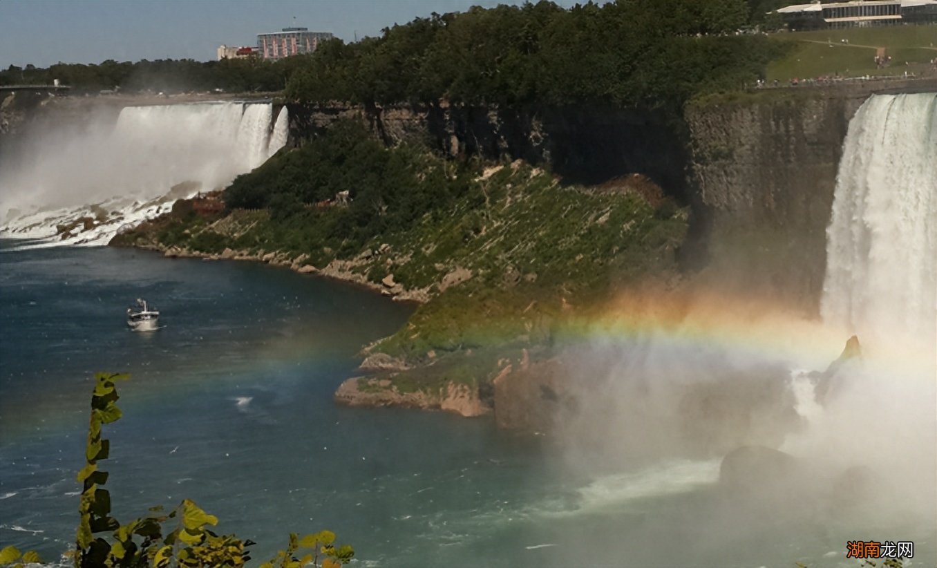 尼亚加拉瀑布在哪个国家哪个城市