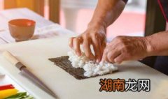 鱼籽酱寿司的制作方法 寿司的制作方法