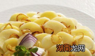 怎样做土豆焖米饭窍门 怎样做土豆焖米饭窍门图片
