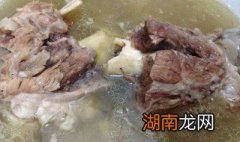 羊羔汤如何做 这样做的羊羔汤特别鲜
