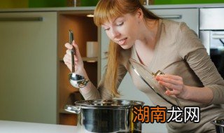 牛骨变白的方法 牛棒骨高汤怎么变白