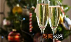 香槟 起泡酒 鸡尾酒的区别 什么是香槟起泡酒