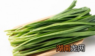 野韭菜怎么腌制好吃 野韭菜根怎么腌制