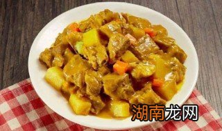 咖喱牛腩豆腐怎么做 咖喱牛腩豆腐