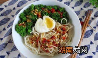 咖喱素面做法窍门 咖喱素面怎么做好吃