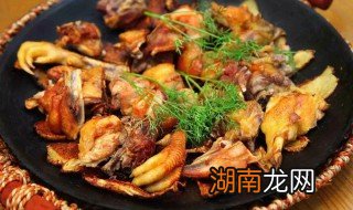 煎鸡蛋蘑菇汤的做法 香煎鸡块蘑菇汁