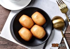 馒头有点发霉能吃吗 馒头发霉吃了有什么危害