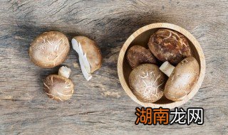 香菇时蔬炒牛肉怎么做 香菇炒牛肉的家常做法