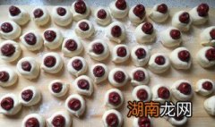 大枣馒头的做法 大枣馒头的做法分享