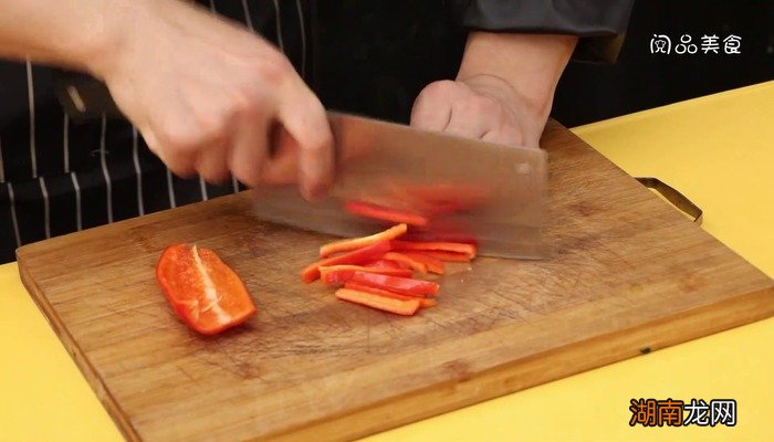 酱炒鸭胸肉的做法 酱炒鸭胸肉的做法