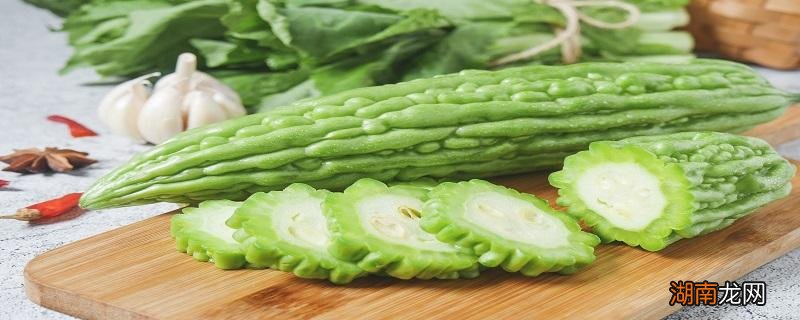 苦瓜凉拌怎么拌才好吃 苦瓜吃了有什么营养