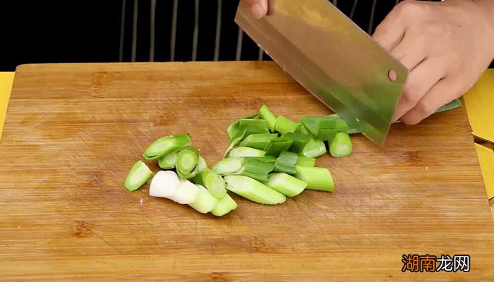 蒜香盐煎肉做法 蒜香盐煎肉怎么做