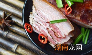 腊肉辣椒炒粉条的做法 腊肉辣椒炒粉条的做法窍门