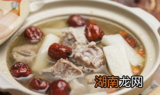 排骨芋头海带汤的做法 排骨芋头海带汤的做法视频