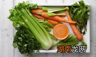 芹菜炒多久能熟 芹菜炒3分钟能熟吗