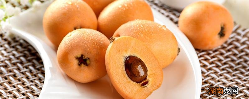 咳嗽生吃枇杷还是煮汤 干咳吃枇杷有用吗