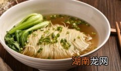 葱汤面做法 葱开煨面