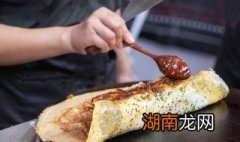 手抓饼怎么吃 网上买的手抓饼怎么吃