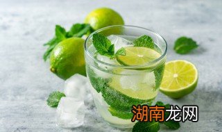 鸡尾酒果冻怎么吃才好吃 鸡尾酒果冻怎么吃