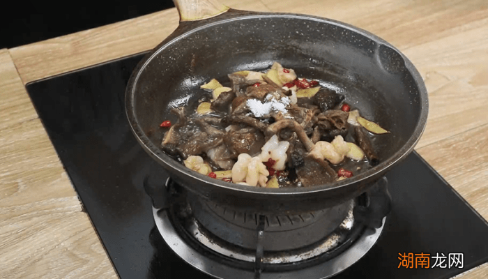 滑子菇炒虾球 滑子菇炒虾球怎么做好吃