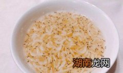 虾皮拌大葱教程 制作虾皮拌大葱的方法