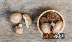 怎么做炸脆香菇才好吃 怎么做炸脆香菇