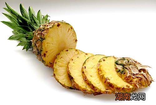 菠萝吃多少合适 菠萝适合什么人吃