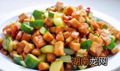 宫保豆腐的家常做法 宫保豆腐的家常做法窍门