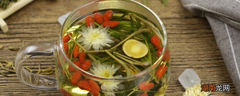 金银花和苦瓜可以一起泡吗 苦瓜和金银花泡水的功效