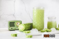 苦瓜和枸杞子喝水能行吗 苦瓜枸杞子泡茶的功效