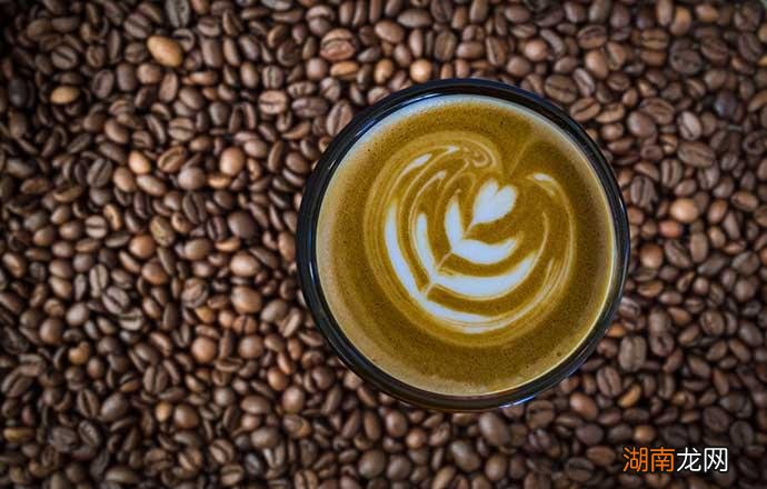 咖啡早上空腹喝好吗 早上喝咖啡提神效果好吗