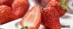 草莓发霉了能吃吗 草莓发霉了吃了会咋样