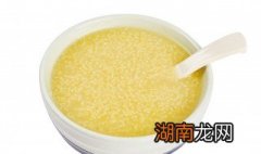 小米粥的家常做法 产妇小米粥的做法