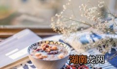 绿豆黑米百合可以一起煮吗 百合黑米绿豆粥