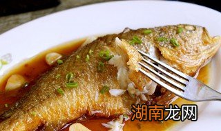 家常焖黄花鱼图片 家常焖黄花鱼