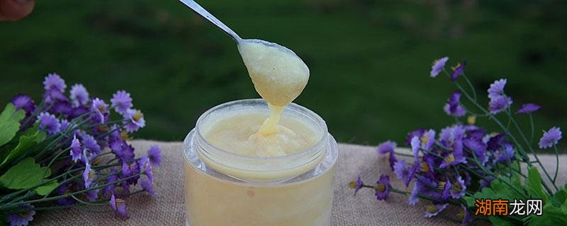 蜂王浆和蜂蜜的区别 蜂王浆和蜂蜜哪个好