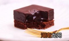 冰山熔岩巧克力蛋糕怎么做 冰山熔岩巧克力蛋糕做法
