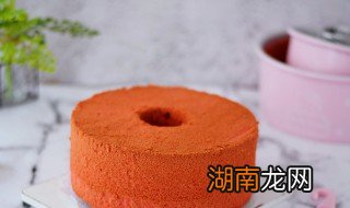 中空戚风蛋糕的做法 中空戚风蛋糕的做法简介
