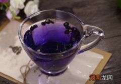 黑枸杞能跟菊花泡水喝吗 黑枸杞怎么喝最好