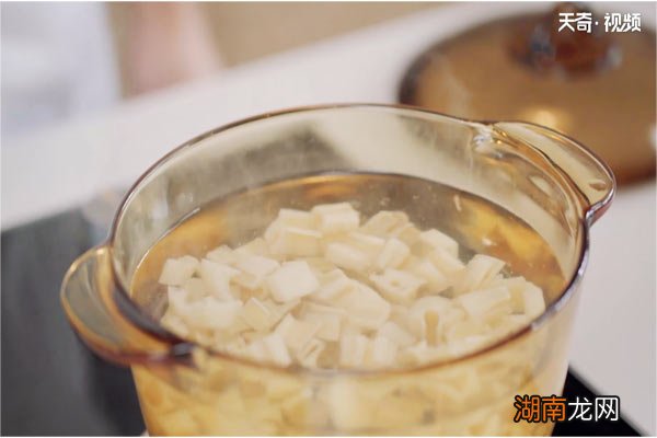 香辣藕丁的做法