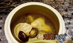 牛大力煲鸡汤放什么材料 牛大力和什么材料煲鸡汤