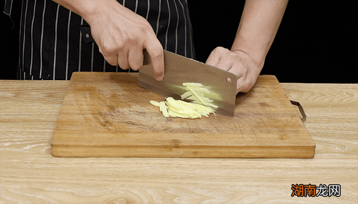 清蒸黄花鱼的做法 清蒸黄花鱼怎么做好吃