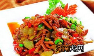 尖椒鸭肠如何做 教你尖椒炒鸭肠的做法