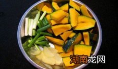 大葱炒南瓜如何做 这样做的大葱炒南瓜最好吃