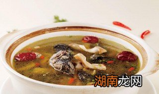 乌鸡煲绿豆怎么做 绿豆乌鸡汤的做法
