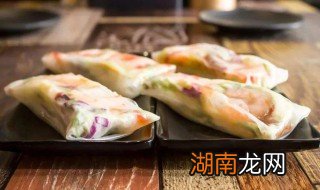 做五彩春卷教程 五彩春卷的做法介绍